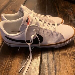 Nike Court Legacy womens 11.5